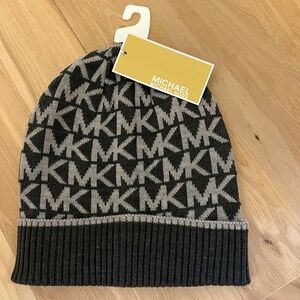 Michael Kors hat